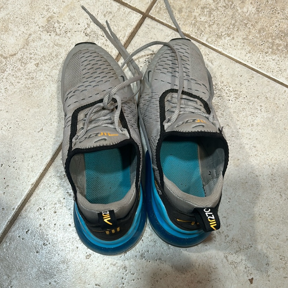 Nike Air270s gray top, blue soles
